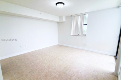 Copropriété à louer à Miami, Floride: 2 chambres, 104.33 m2 № 2006243 - photo 16
