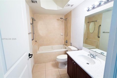 Copropriété à louer à Miami, Floride: 2 chambres, 104.33 m2 № 2006243 - photo 17