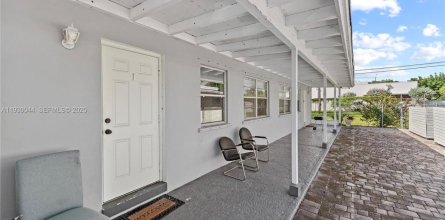 Appartement à Fort Lauderdale, Floride 1 chambre, 421.31 m2 № 1988899