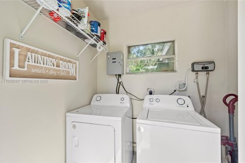 Appartement à louer à Fort Lauderdale, Floride: 1 chambre, 421.31 m2 № 1988899 - photo 19