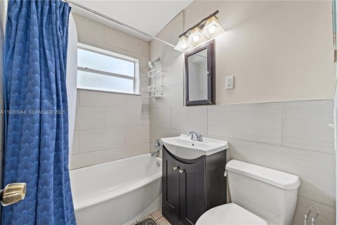 Appartement à louer à Fort Lauderdale, Floride: 1 chambre, 421.31 m2 № 1988899 - photo 13