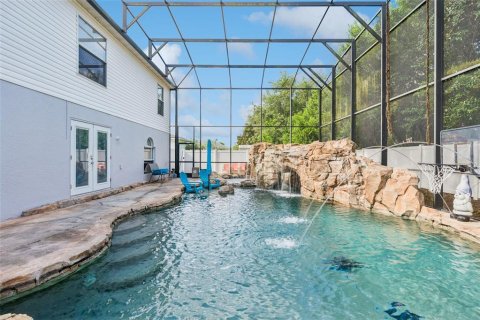 Casa en venta en Deltona, Florida, 4 dormitorios, 278.52 m2 № 2383321 - foto 4