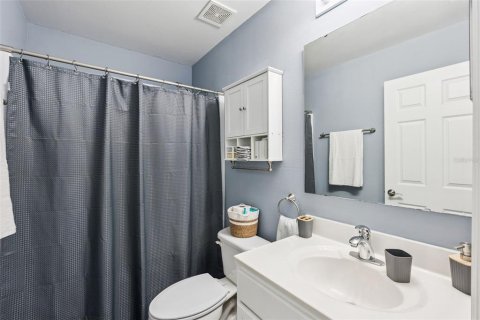 Casa en venta en Deltona, Florida, 4 dormitorios, 278.52 m2 № 2383321 - foto 24