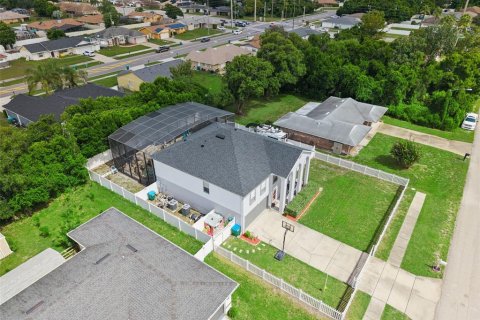Casa en venta en Deltona, Florida, 4 dormitorios, 278.52 m2 № 2383321 - foto 28