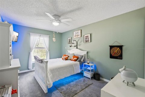 Casa en venta en Deltona, Florida, 4 dormitorios, 278.52 m2 № 2383321 - foto 19