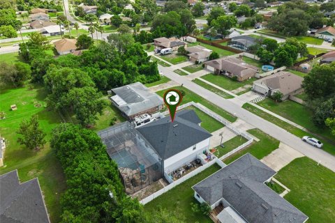 Casa en venta en Deltona, Florida, 4 dormitorios, 278.52 m2 № 2383321 - foto 29