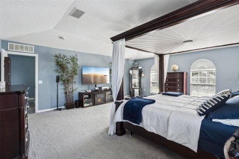 Casa en venta en Deltona, Florida, 4 dormitorios, 278.52 m2 № 2383321 - foto 18