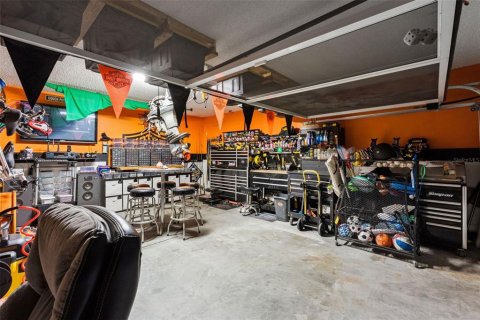 Casa en venta en Deltona, Florida, 4 dormitorios, 278.52 m2 № 2383321 - foto 26