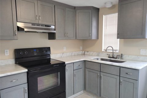 Casa en alquiler en Holiday, Florida, 2 dormitorios, 65.03 m2 № 1788114 - foto 10