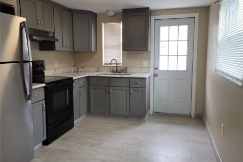 Casa en alquiler en Holiday, Florida, 2 dormitorios, 65.03 m2 № 1788114 - foto 7