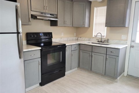 Casa en alquiler en Holiday, Florida, 2 dormitorios, 65.03 m2 № 1788114 - foto 11