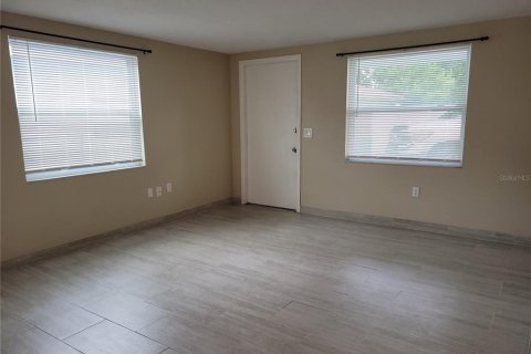 Casa en alquiler en Holiday, Florida, 2 dormitorios, 65.03 m2 № 1788114 - foto 3