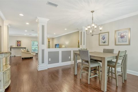 House in Sarasota, Florida 3 bedrooms, 230.58 sq.m. № 2222655 - photo 9
