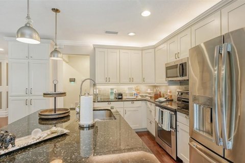 House in Sarasota, Florida 3 bedrooms, 230.58 sq.m. № 2222655 - photo 20