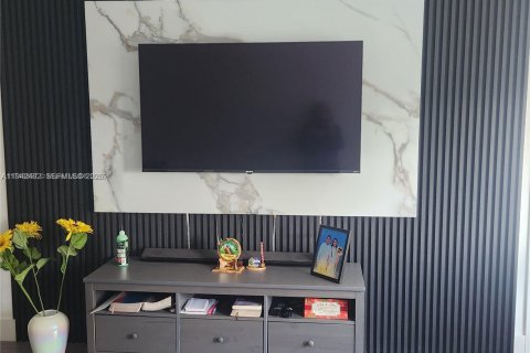 Copropriété à vendre à Lauderdale Lakes, Floride: 1 chambre, 63.55 m2 № 1999131 - photo 6