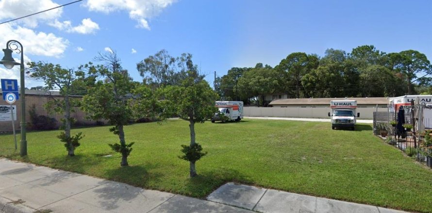 Immobilier commercial à Largo, Floride № 698132
