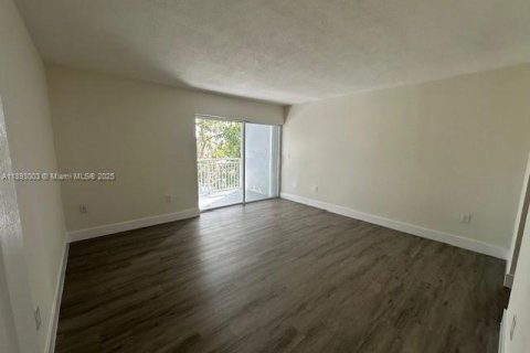 Copropriété à louer à Miami, Floride: 1 chambre, 104.52 m2 № 1945822 - photo 13