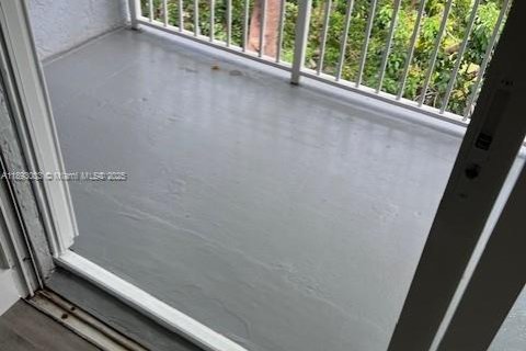 Copropriété à louer à Miami, Floride: 1 chambre, 104.52 m2 № 1945822 - photo 16