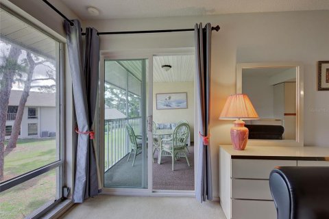 Condo in Venice, Florida, 2 bedrooms  № 2098373 - photo 29