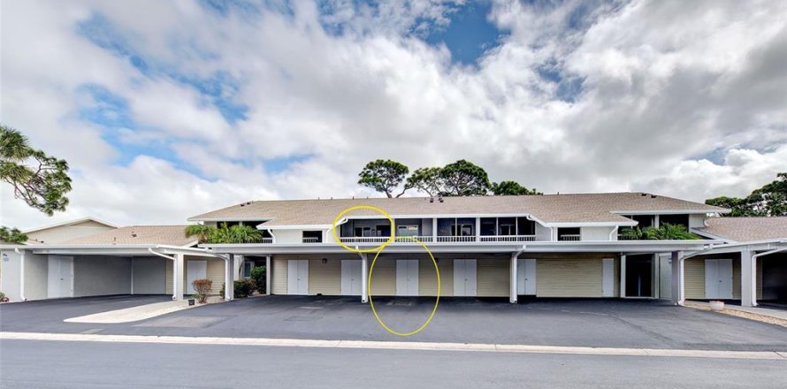 Condo in Venice, Florida, 2 bedrooms  № 2098373
