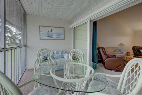 Condo in Venice, Florida, 2 bedrooms  № 2098373 - photo 22