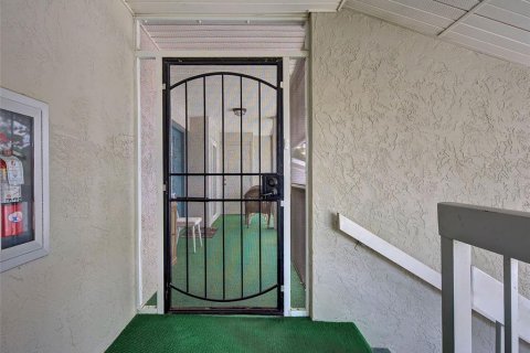 Condo in Venice, Florida, 2 bedrooms  № 2098373 - photo 5