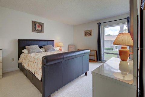 Condo in Venice, Florida, 2 bedrooms  № 2098373 - photo 26