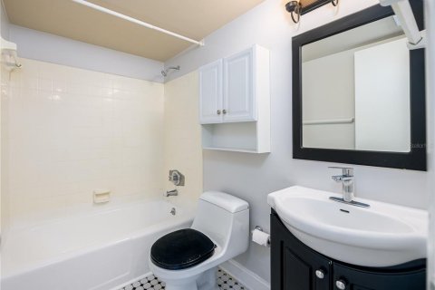 Снять в аренду кондоминиум в Тампа, Флорида 1 спальня, 55.74м2, № 2092516 - фото 12