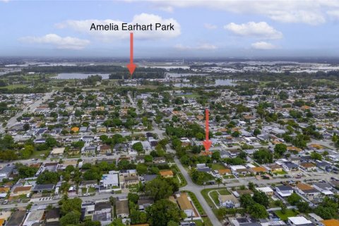 Купить виллу или дом в Хайалиа, Флорида 3 спальни, № 2025795 - фото 5