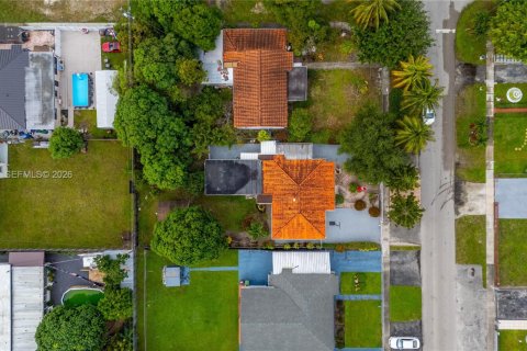 Купить виллу или дом в Хайалиа, Флорида 3 спальни, № 2025795 - фото 9