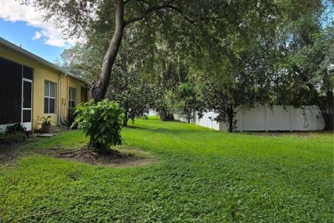 Casa en venta en Zephyrhills, Florida, 3 dormitorios, 142.14 m2 № 2384082 - foto 27