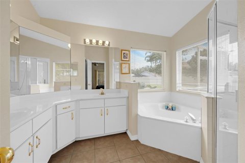 Casa en venta en Orlando, Florida, 4 dormitorios, 188.13 m2 № 2201991 - foto 20