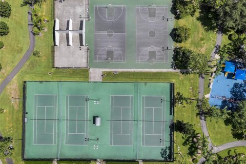 Casa en venta en Orlando, Florida, 4 dormitorios, 188.13 m2 № 2201991 - foto 30