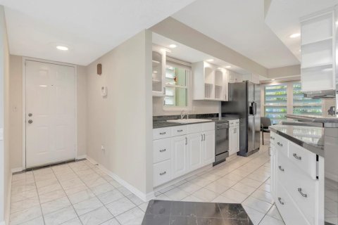 Condominio en venta en Saint Petersburg, Florida, 2 dormitorios, 134.24 m2 № 2201742 - foto 18