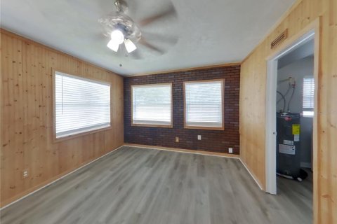 Casa en alquiler en Tampa, Florida, 3 dormitorios, 158.68 m2 № 1911076 - foto 4