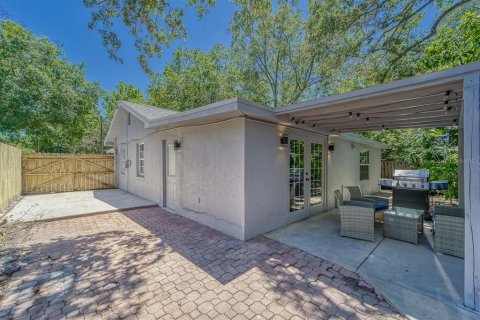House in Tampa, Florida 3 bedrooms, 97.92 sq.m. № 1787648 - photo 24