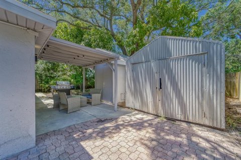 House in Tampa, Florida 3 bedrooms, 97.92 sq.m. № 1787648 - photo 23