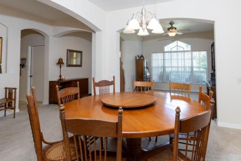 House in Brandon, Florida 4 bedrooms, 253.53 sq.m. № 1725297 - photo 9