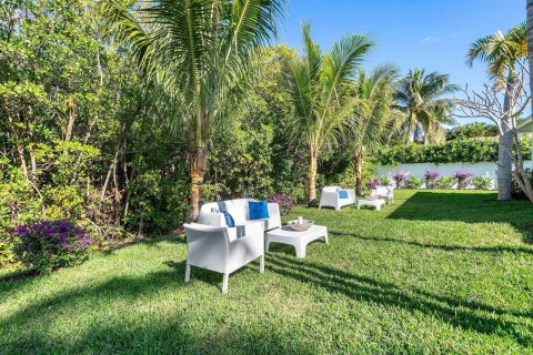 House in Ocean Ridge, Florida 3 bedrooms, 200.67 sq.m. № 2087674 - photo 19