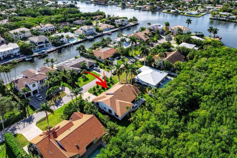 House in Ocean Ridge, Florida 3 bedrooms, 200.67 sq.m. № 2087674 - photo 2