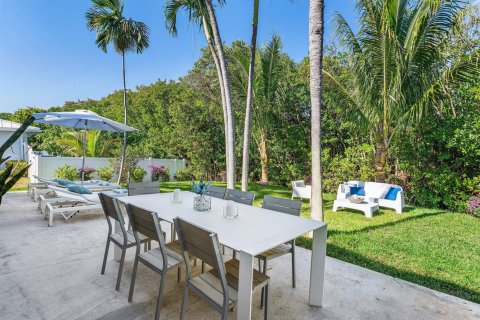 House in Ocean Ridge, Florida 3 bedrooms, 200.67 sq.m. № 2087674 - photo 17