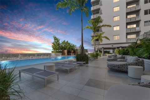 Apartment in Miami, Florida 1 bedroom № 2081475 - photo 21