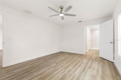 House in Palm Coast, Florida 3 bedrooms, 156.08 sq.m. № 2202705 - photo 20