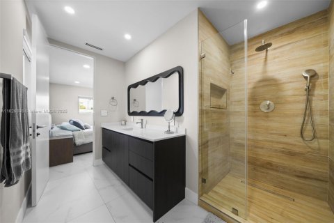 Casa en venta en Pinecrest, Florida, 5 dormitorios, 297.29 m2 № 1958617 - foto 29