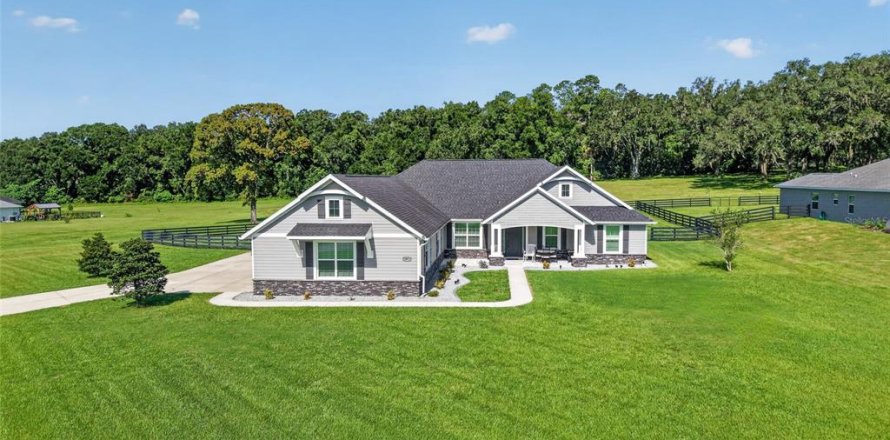 Villa ou maison à Ocala, Floride 3 chambres, 241.64 m2 № 2309010