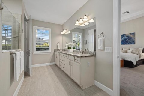 House in Lakewood Ranch, Florida 4 bedrooms, 228.91 sq.m. № 1527665 - photo 22