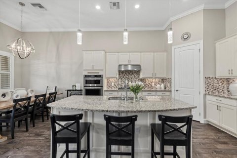 House in Lakewood Ranch, Florida 4 bedrooms, 228.91 sq.m. № 1527665 - photo 6