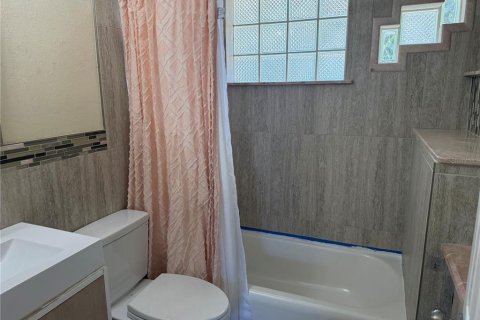 Купить виллу или дом в Сарасота, Флорида 4 комнаты, 69.68м2, № 2411666 - фото 15