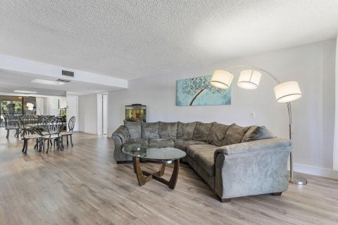Condo in Weston, Florida, 2 bedrooms  № 2088044 - photo 3