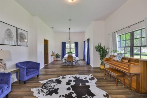 Villa ou maison à vendre à Seffner, Floride: 5 chambres, 298.68 m2 № 1870399 - photo 4